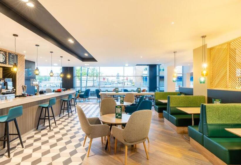 فندق Holiday Inn Stevenage, An Ihg