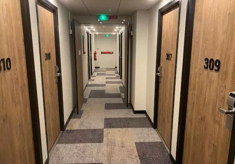 Отель Ibis Vitré Centre