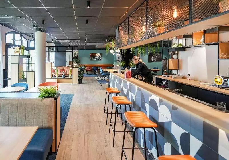 Отель Ibis Vitré Centre