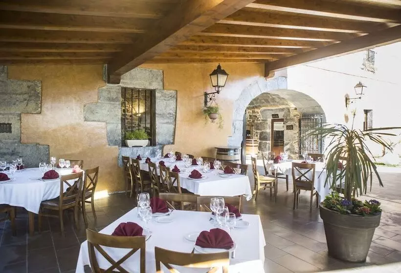 Отель Larrañaga