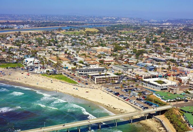 בית מלון כפרי Ocean Beach