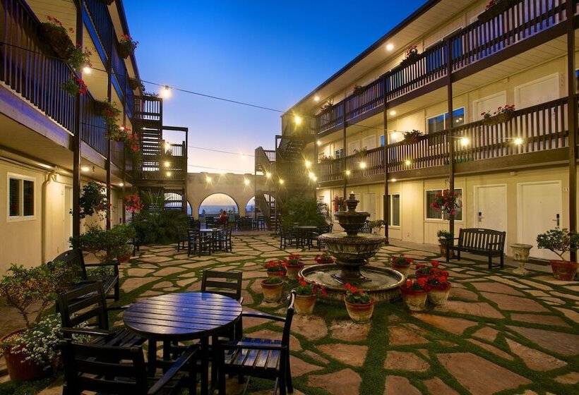 בית מלון כפרי Ocean Beach