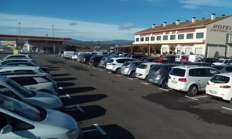 Отель Puerta De La Serrania