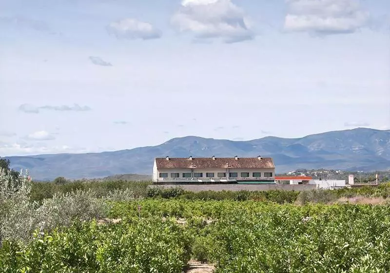 Отель Puerta De La Serrania