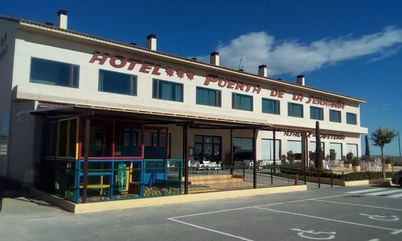 Отель Puerta De La Serrania