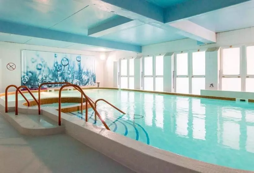 Отель Thalacap Ile De Re Thalasso & Spa