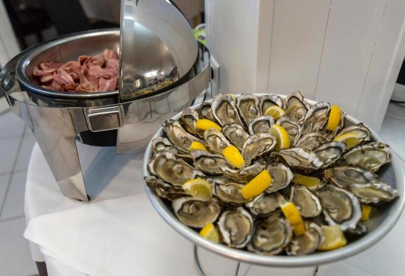 בית מלון כפרי Thalacap Ile De Re  Thalasso & Spa