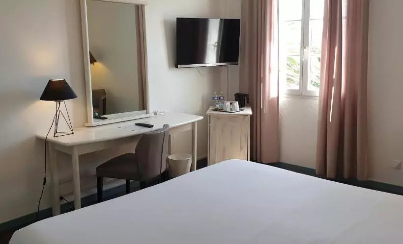 Отель Thalacap Ile De Re Thalasso & Spa