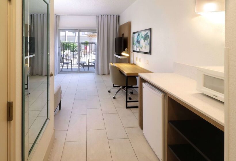 Отель Wyndham Garden Mcallen At La Plaza Mall