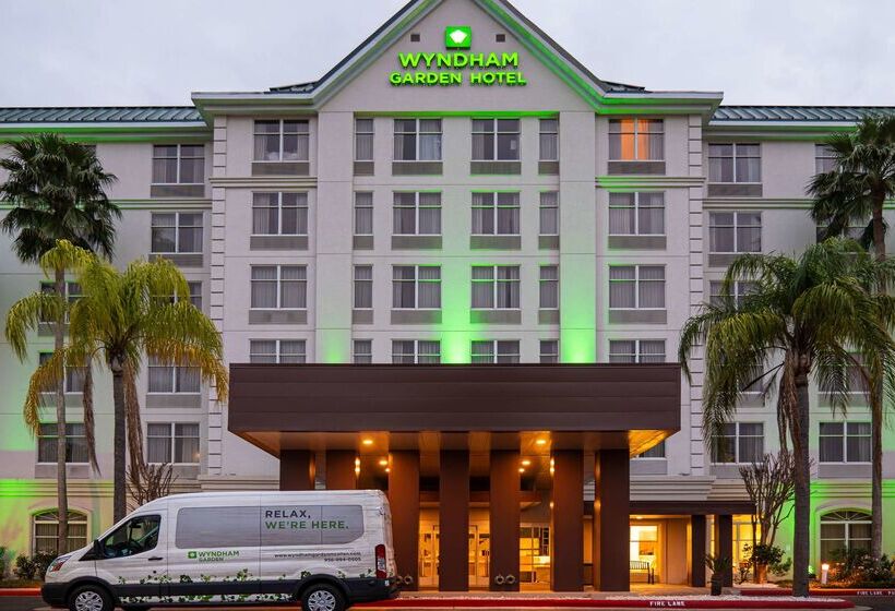 Отель Wyndham Garden Mcallen At La Plaza Mall