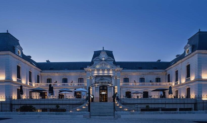 Best Western Premier Hotel De La Cite Royale