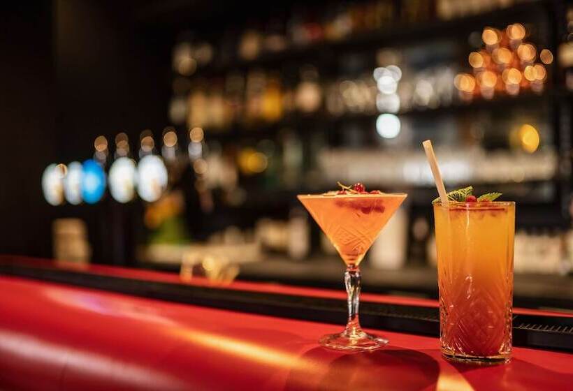 Best Western Premier Hotel De La Cite Royale