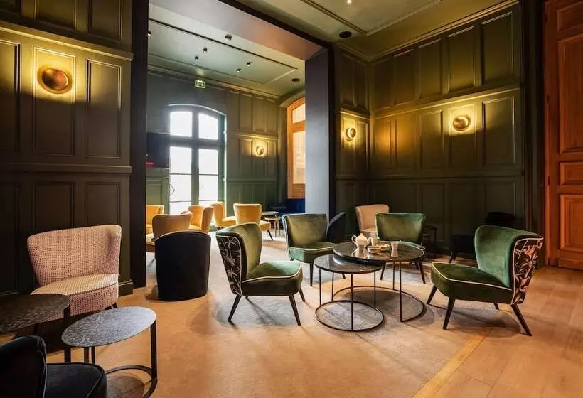 Best Western Premier Hotel De La Cite Royale