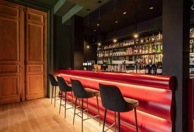 Best Western Premier Hotel De La Cite Royale