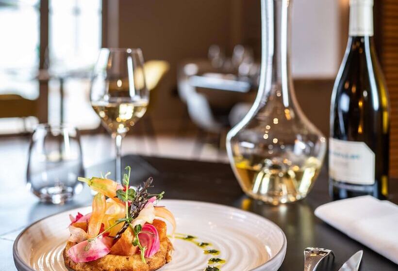 Best Western Premier Hotel De La Cite Royale