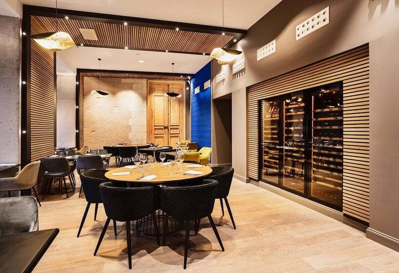 Best Western Premier Hotel De La Cite Royale