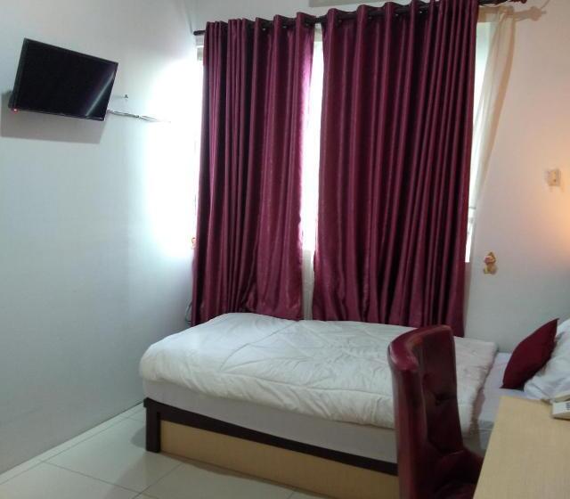 Hotel D&d Guest House & Cafe Syariah