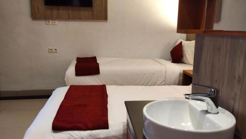 Hotel D&d Guest House & Cafe Syariah