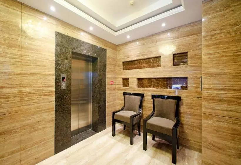 هتل Golden Palace