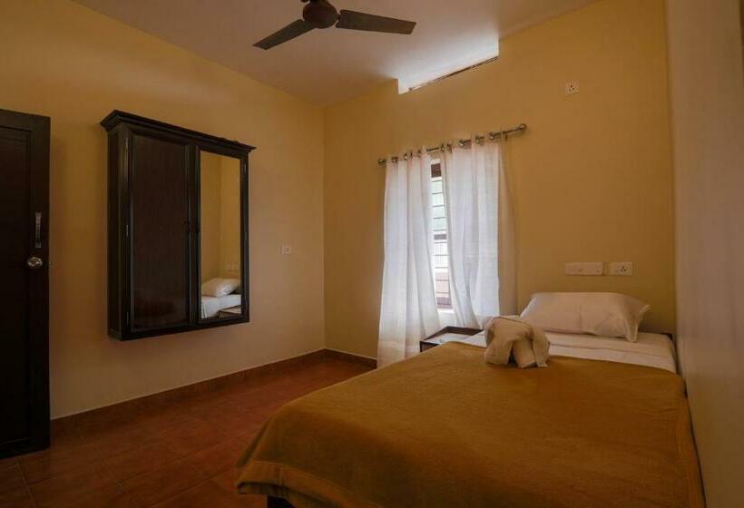 בית מלון כפרי Jk Lodge