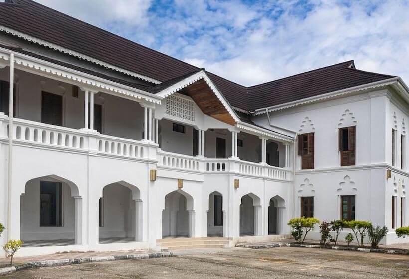 酒店 The Manor House By Sansi