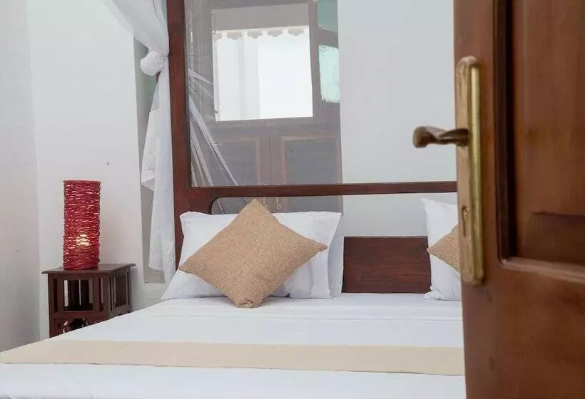 هتل The Manor House By Sansi