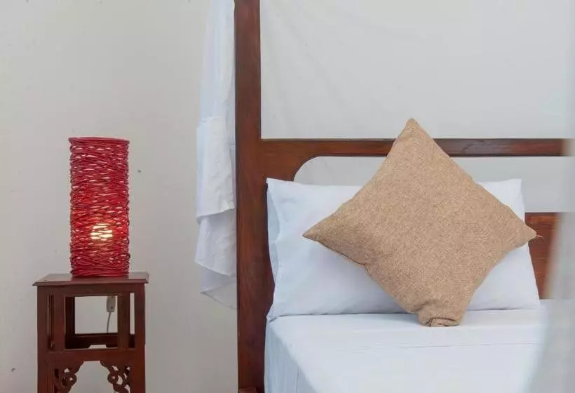 هتل The Manor House By Sansi