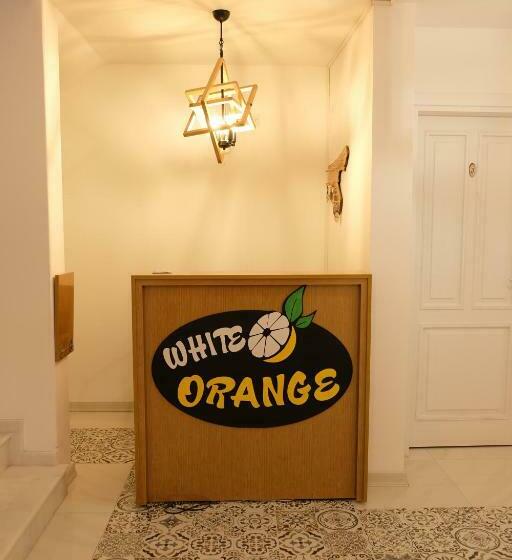 호텔 White Orange
