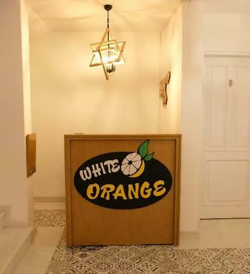 هتل White Orange
