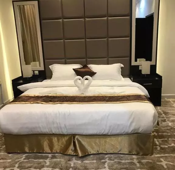 Ladera Hotel Tanomah