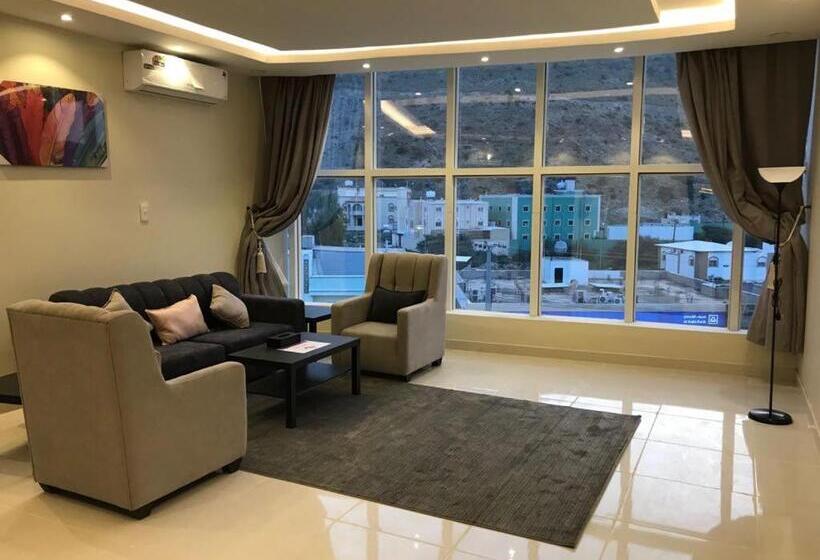 Ladera Hotel Tanomah