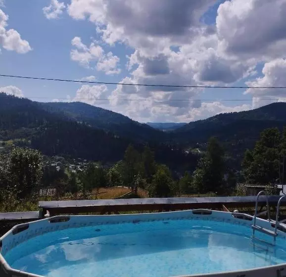 Majatalo гірська вершина