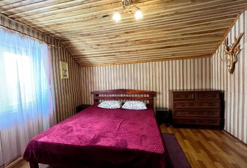 Majatalo гірська вершина