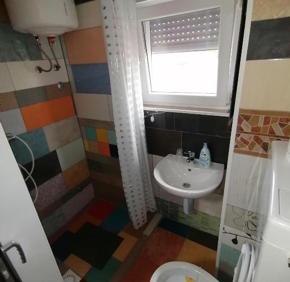 پانسیون Rooms Vila Medena