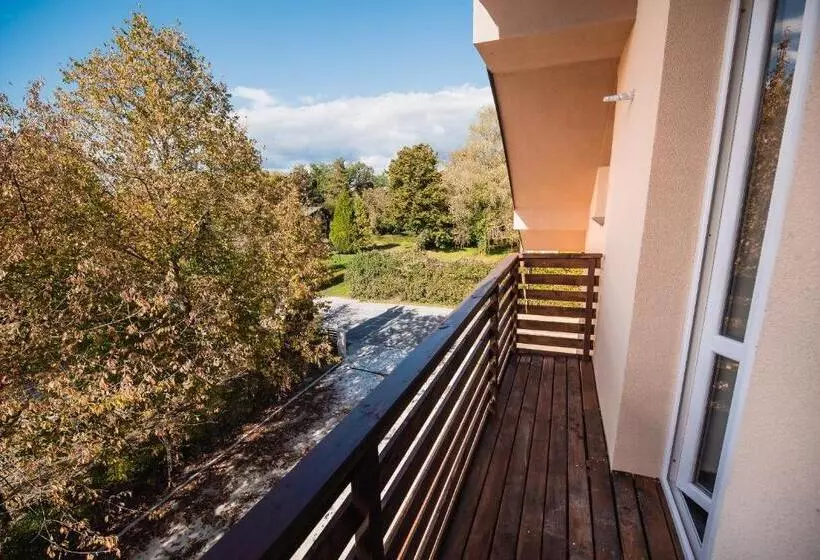 پانسیون Rooms Vila Medena