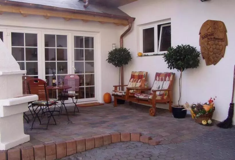 ペンション Wein Und Gästehaus Hüls