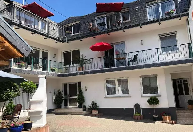 ペンション Wein Und Gästehaus Hüls