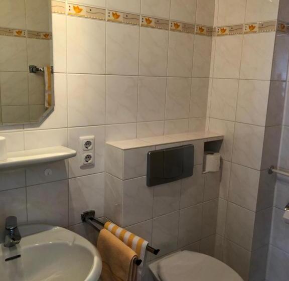 Пансион Wein Und Gästehaus Hüls