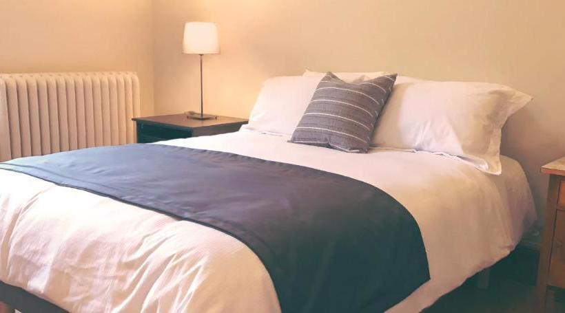 ベッドアンドブレックファースト Auberge De L'abbaye D'oka