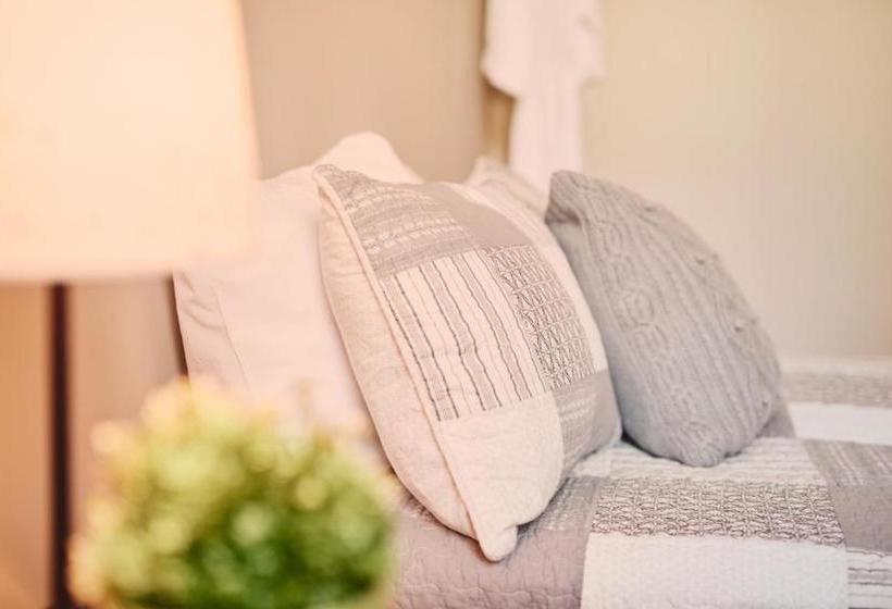 ベッドアンドブレックファースト Auberge De L'abbaye D'oka