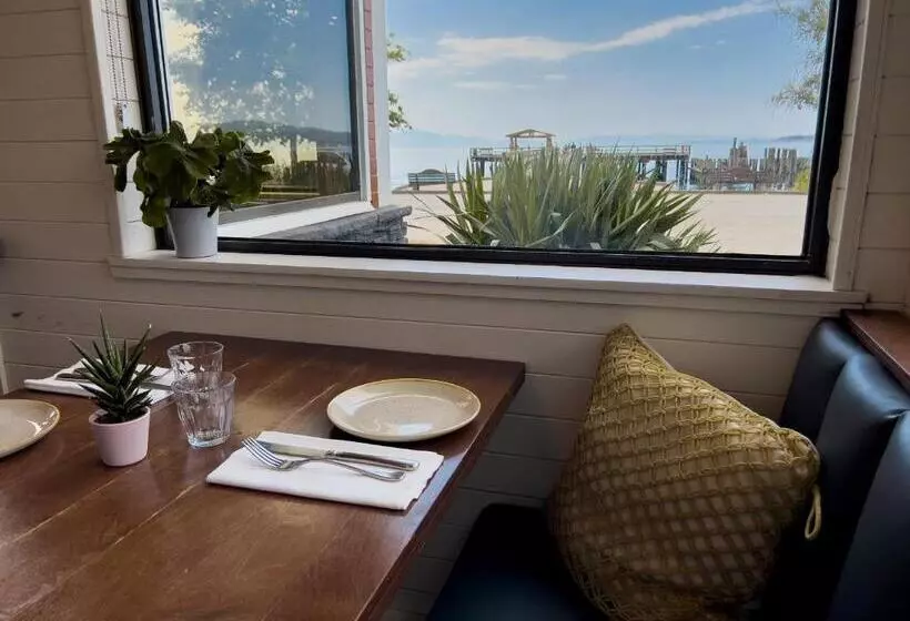 Motelli The Oceanside, A Coast