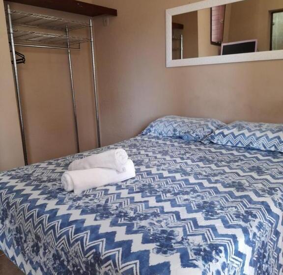 پانسیون Pousada Flor D' Açucena