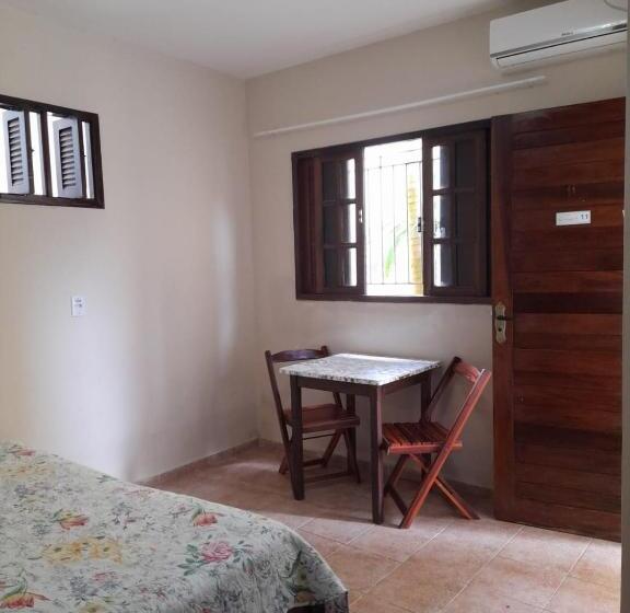 پانسیون Pousada Flor D' Açucena