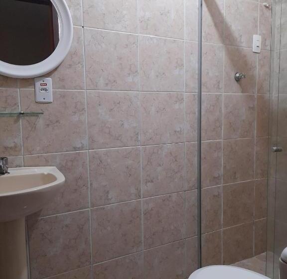 پانسیون Pousada Flor D' Açucena