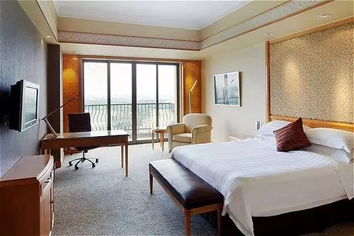 Crowne Plaza Hotel Lake Malaren Shanghai