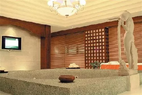 Crowne Plaza Hotel Lake Malaren Shanghai