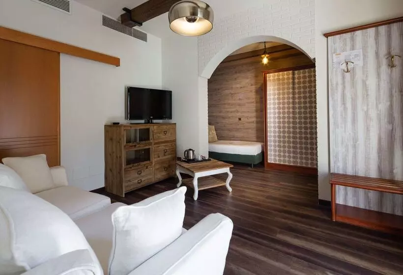 هتل Best Western Maison B