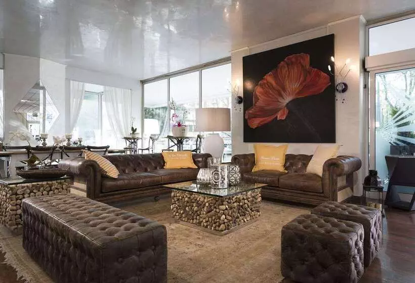 هتل Best Western Maison B