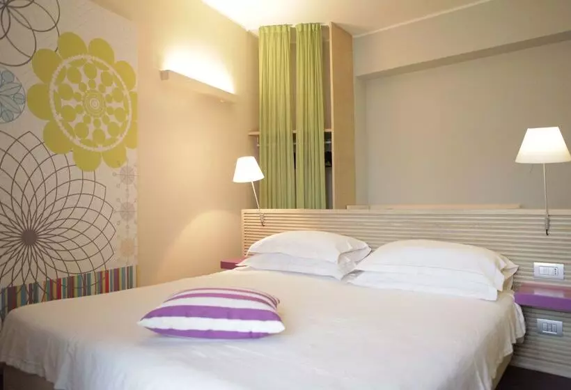 هتل Best Western Maison B