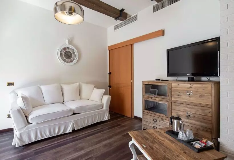 هتل Best Western Maison B